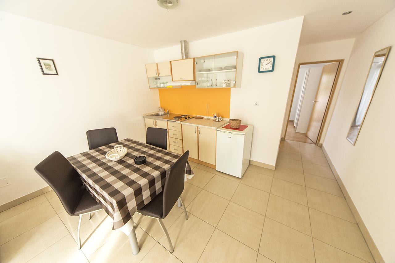 Apartments Katoro Relax Umag Exterior foto
